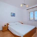With Parking Spaces Losinj, Losinj - 24690 Διαμέρισμα Mali Lošinj