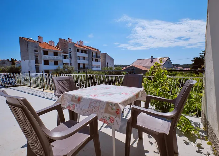 With Parking Spaces Losinj, Losinj - 24690 Apartamento Mali Lošinj
