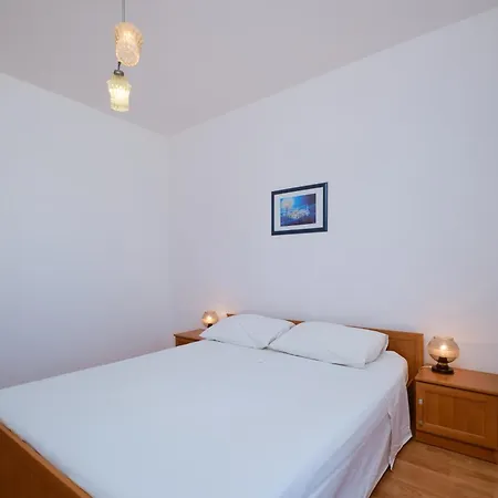 With Parking Spaces Losinj, Losinj - 24690 Apartman *