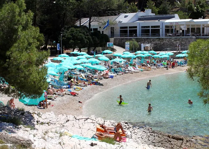 With Parking Spaces Losinj, Losinj - 24690 Apartment *